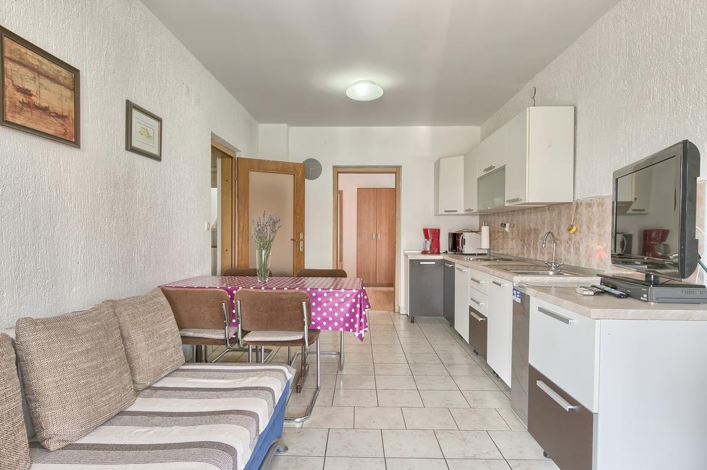 Apartments Veruda Porat Пула Экстерьер фото